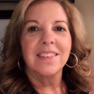 Meet your Posher, Carolyn